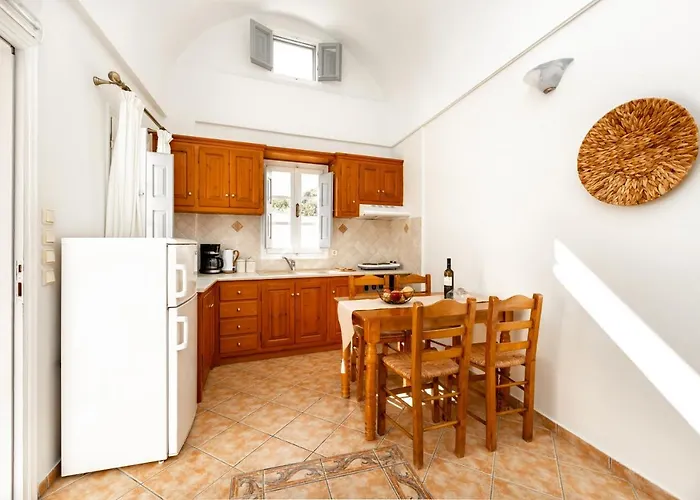 Villa By Hotel Thira