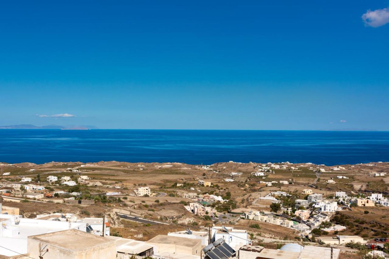 By Thira * Fira (Santorini)